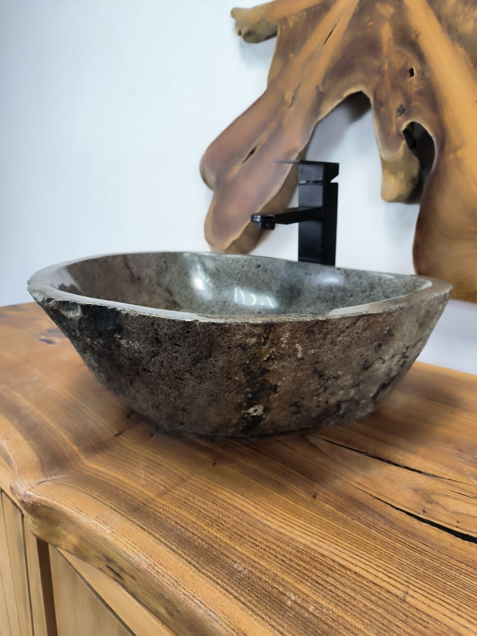 Раковина из речного камня RS-66573 47х40х15 из натурального камня