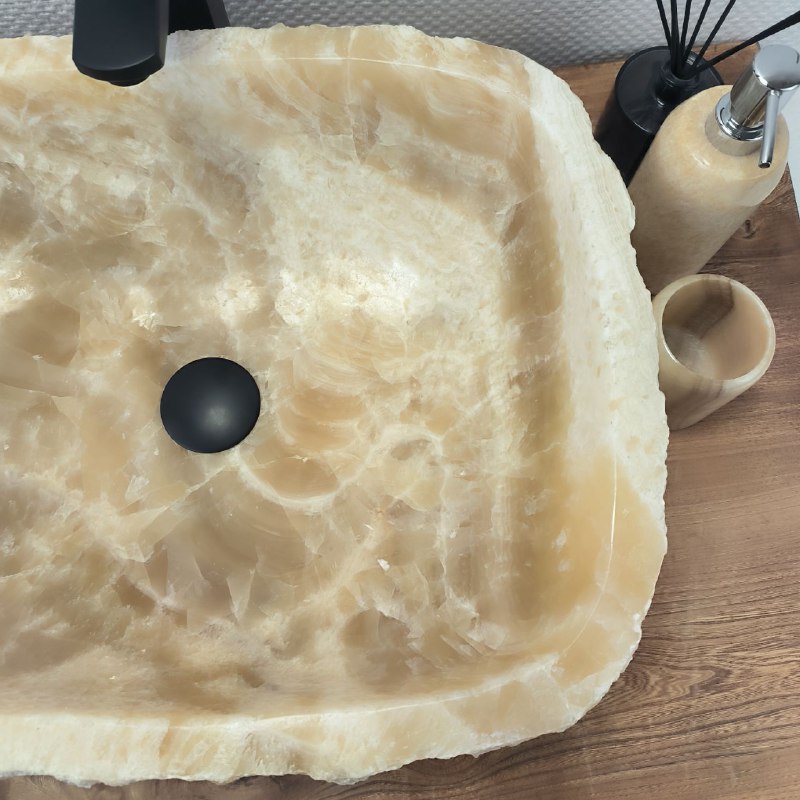 jv70blp6q225zcibotev20v2tn6ctiqj