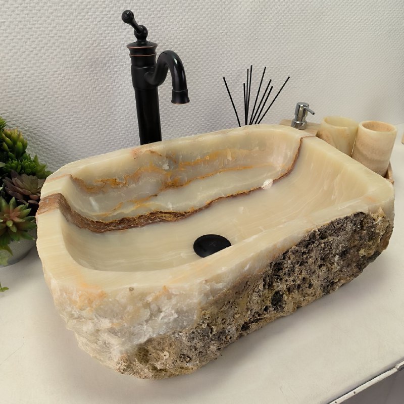 b39ly7t9j9qvv4izeqdeohunwitypzpn