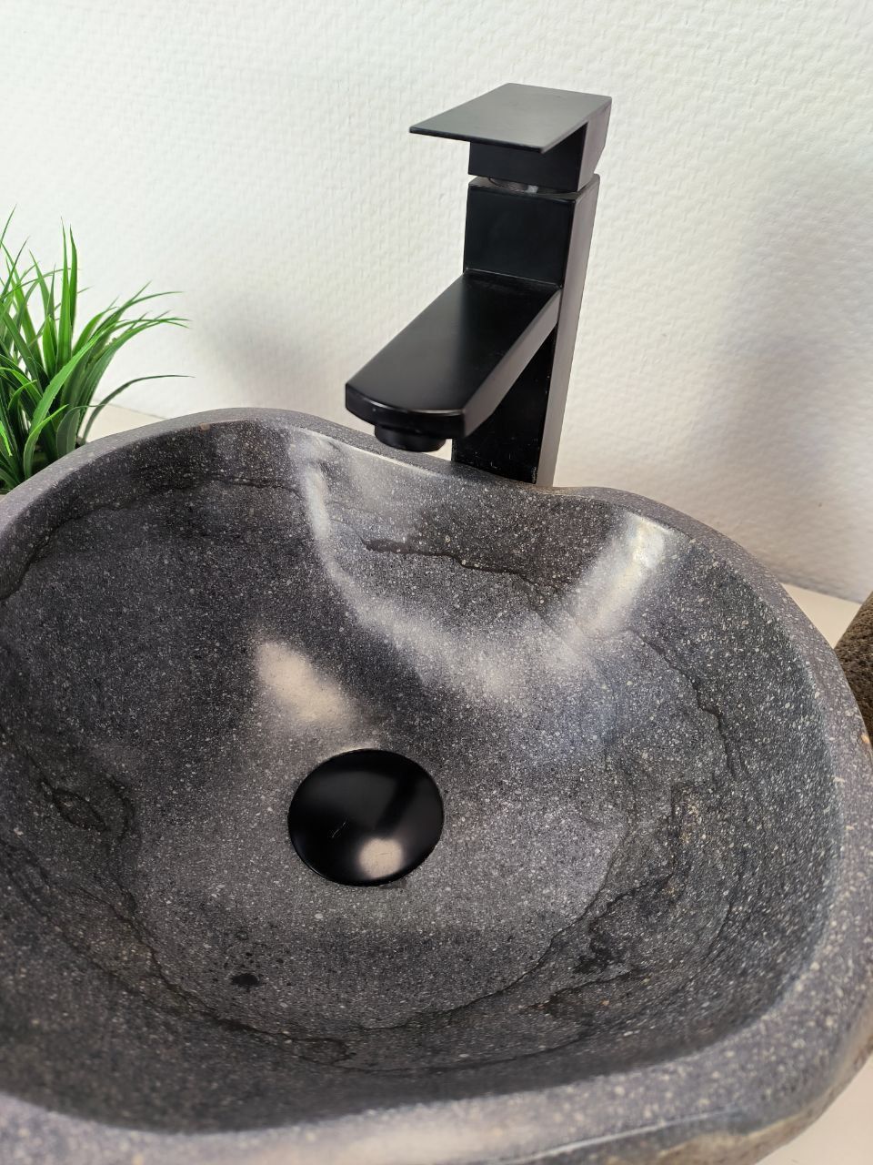 Раковина из речного камня RS-66005 38х32х15 из натурального камня
