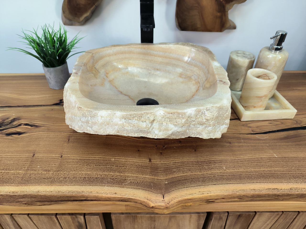 photo_2025-05-15_17-21-29