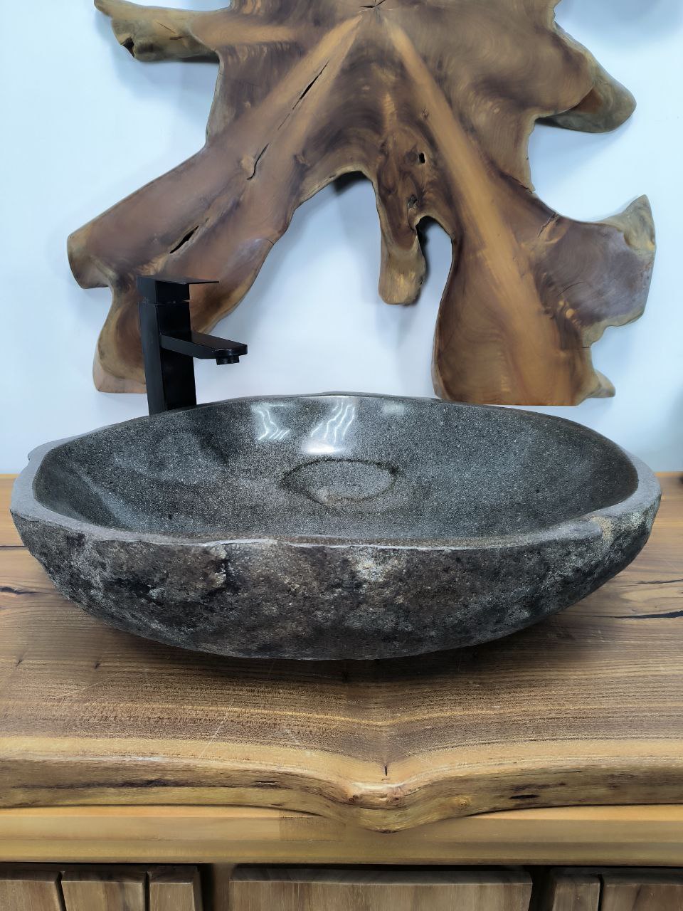 8d82fff5-65d7-4097-9098-7c7eb7321f19