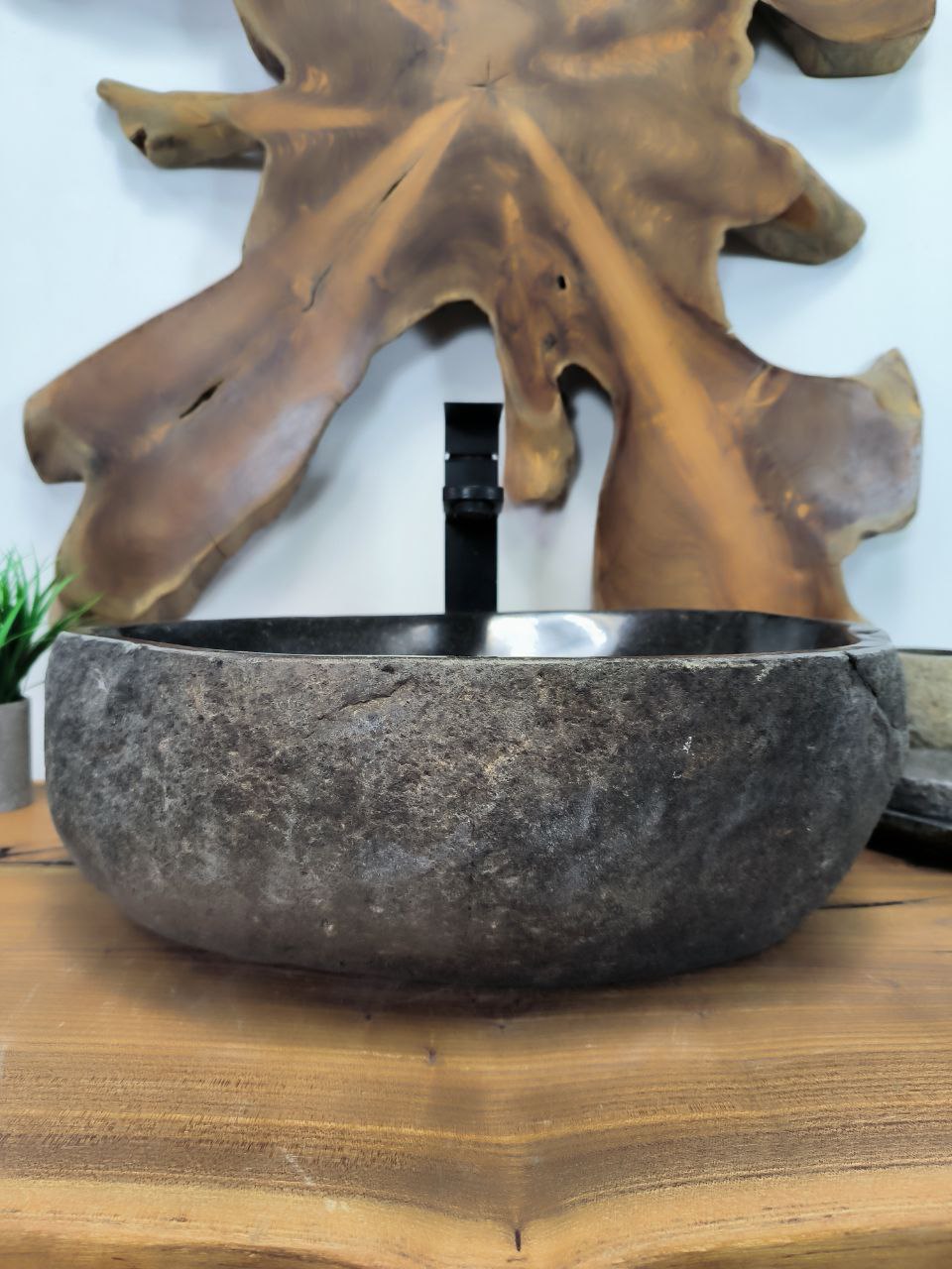 Раковина из речного камня RS-66343 45х39х15 из натурального камня