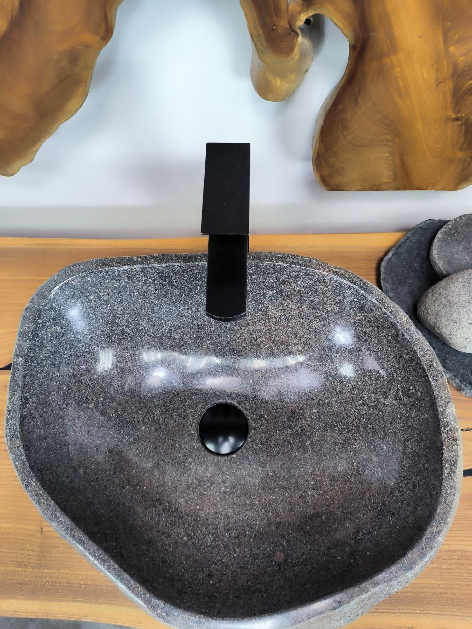 Раковина из речного камня RS-66332 50х41х15 из натурального камня