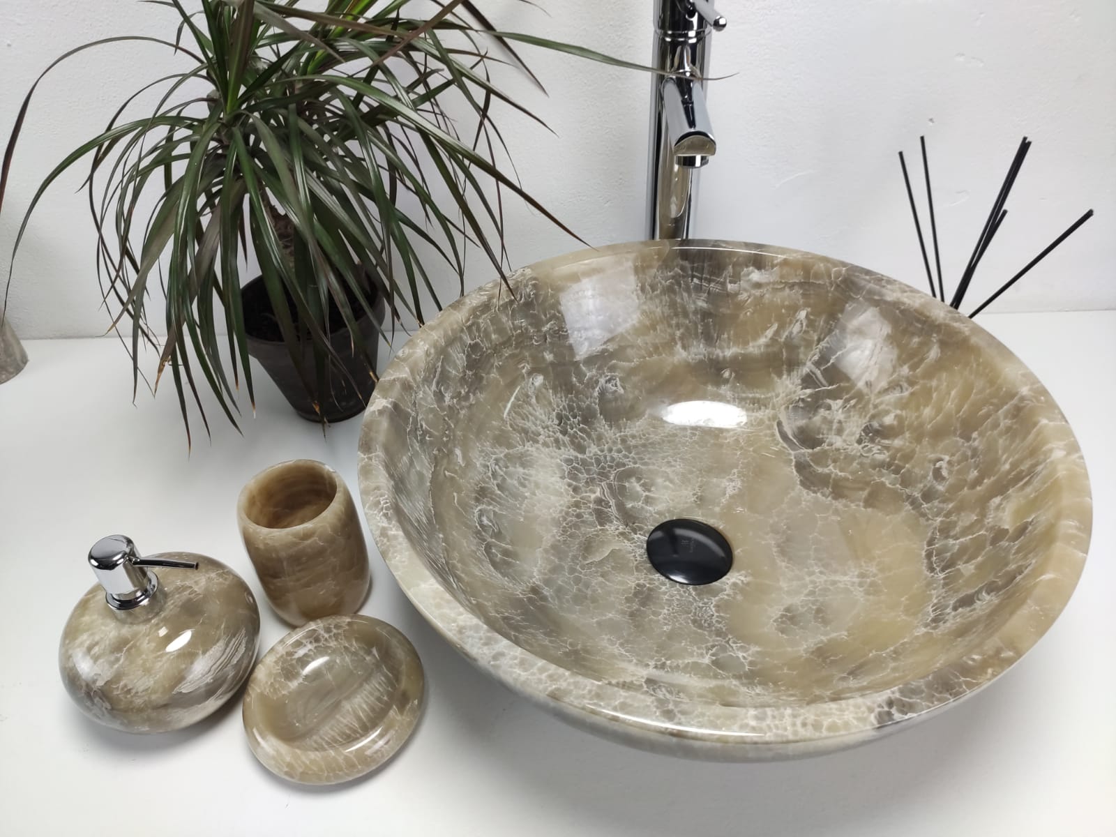 ctg0sj87iom1h94h5e3yij0er9psha5b