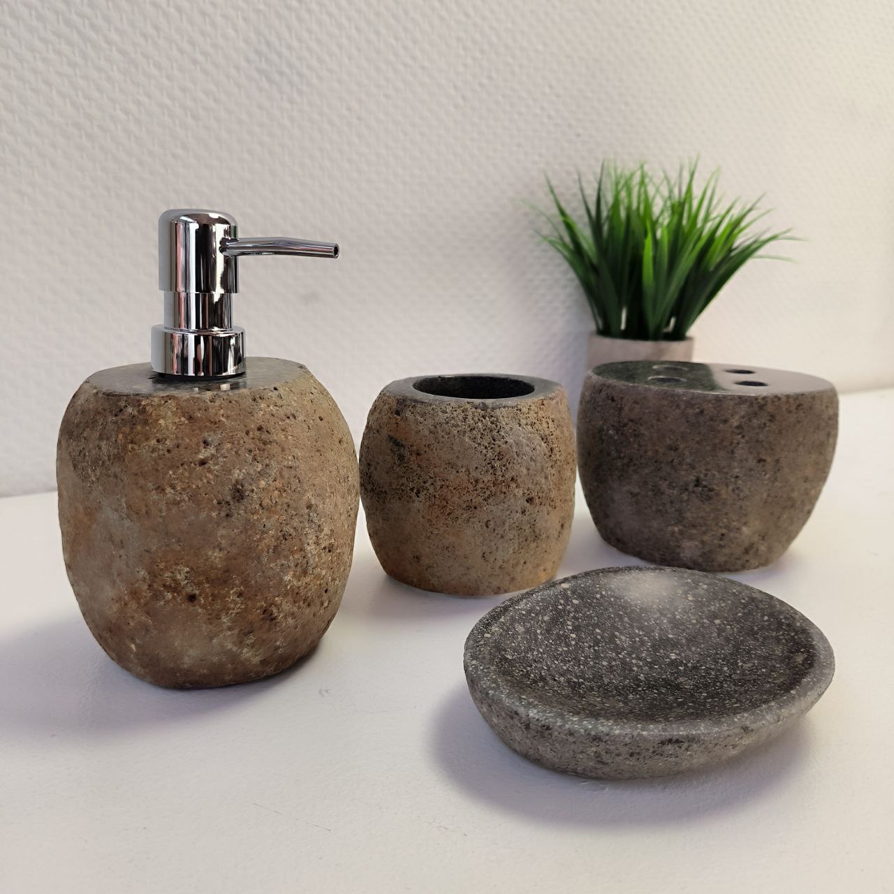 iycyjgs2i6kix8wegxem10sv4bfzvooi