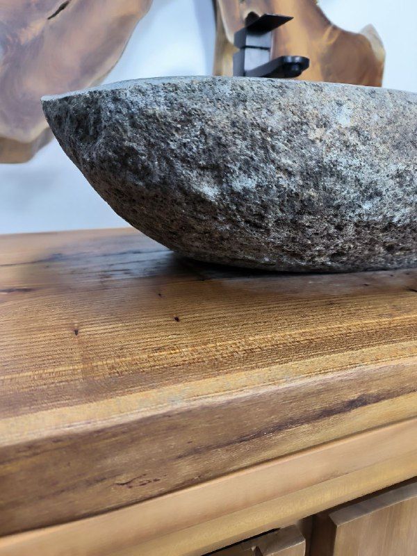 Раковина из речного камня RS-66707 60х38х15 из натурального камня