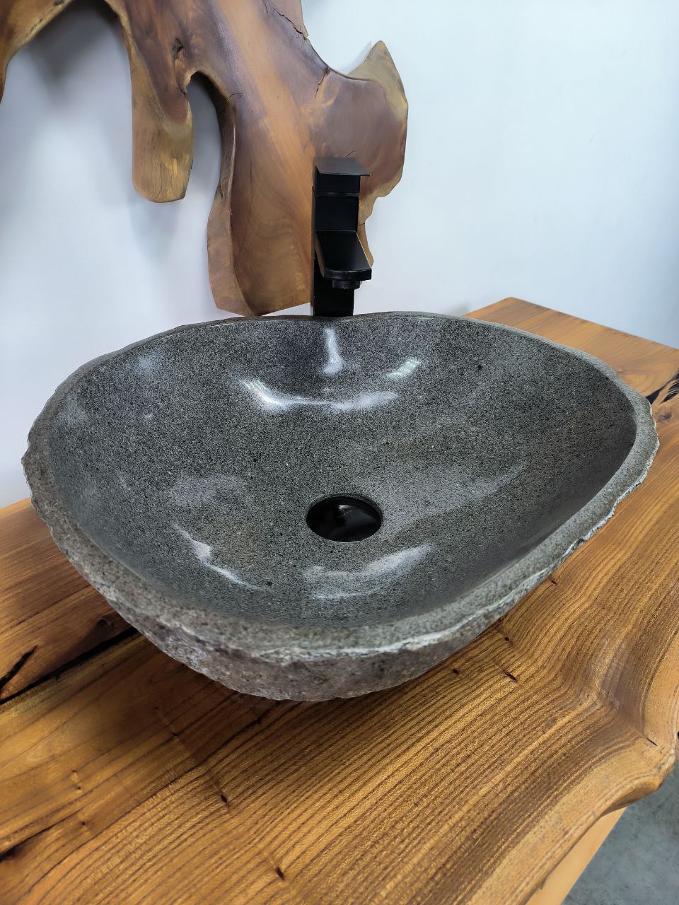 4e15c7a3-0376-4e04-996e-51090bff728c