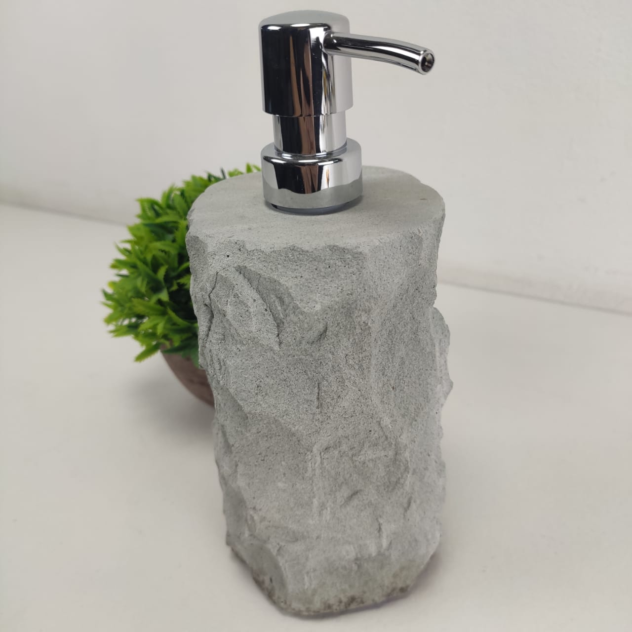 Аксессуары  из андезита