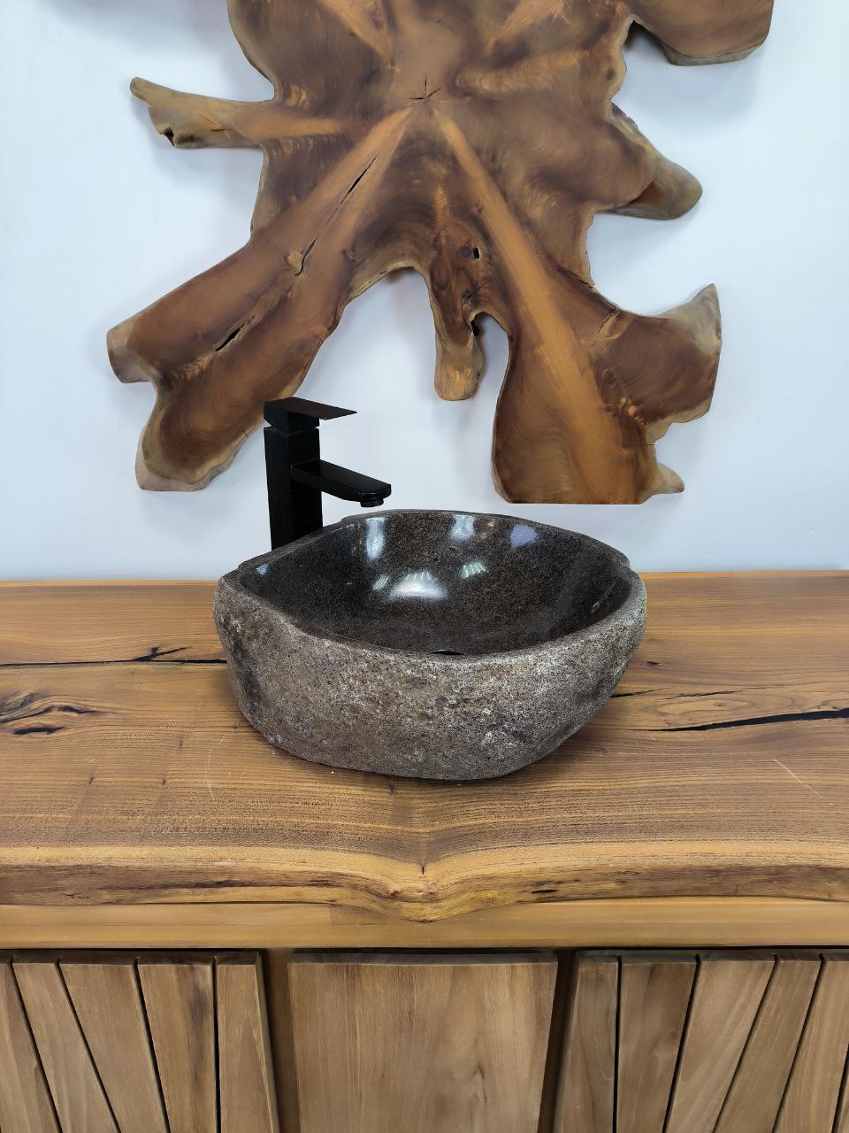 0e965920-7de2-49cd-b5ec-2458b55c7f91