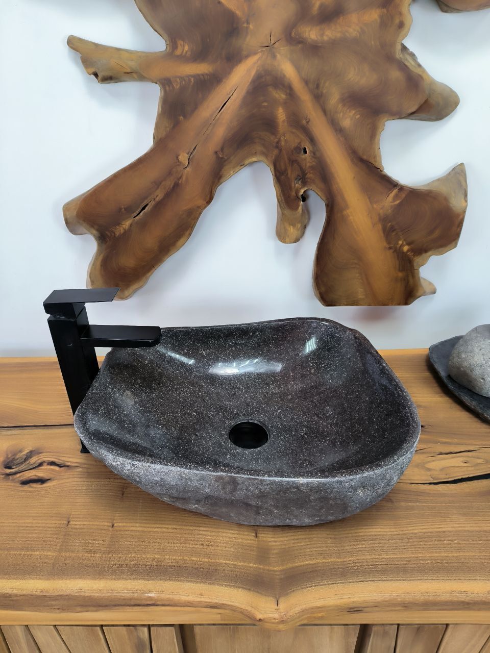 Раковина из речного камня RS-66290 48х40х15 из натурального камня