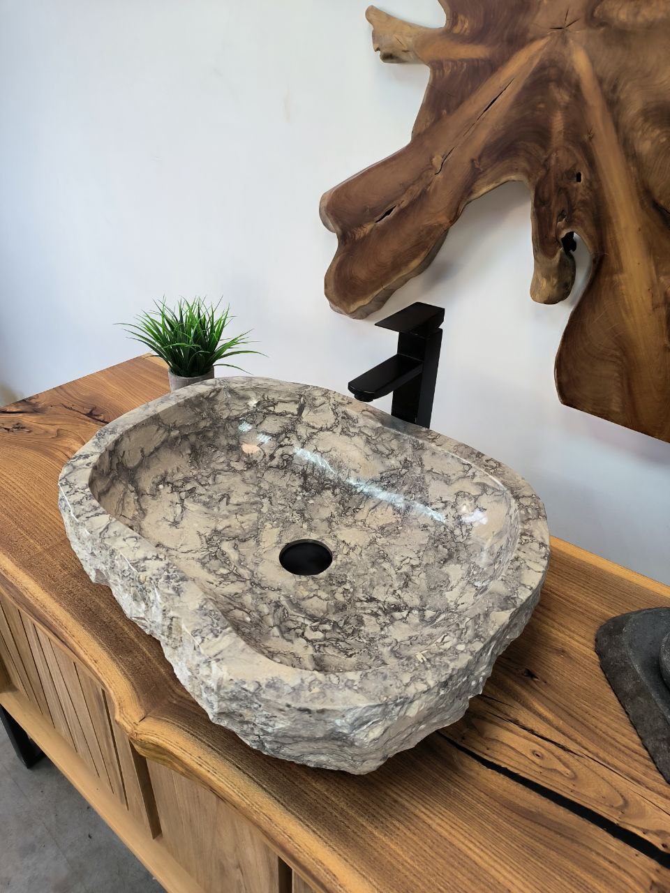 photo_2025-05-17_11-09-38