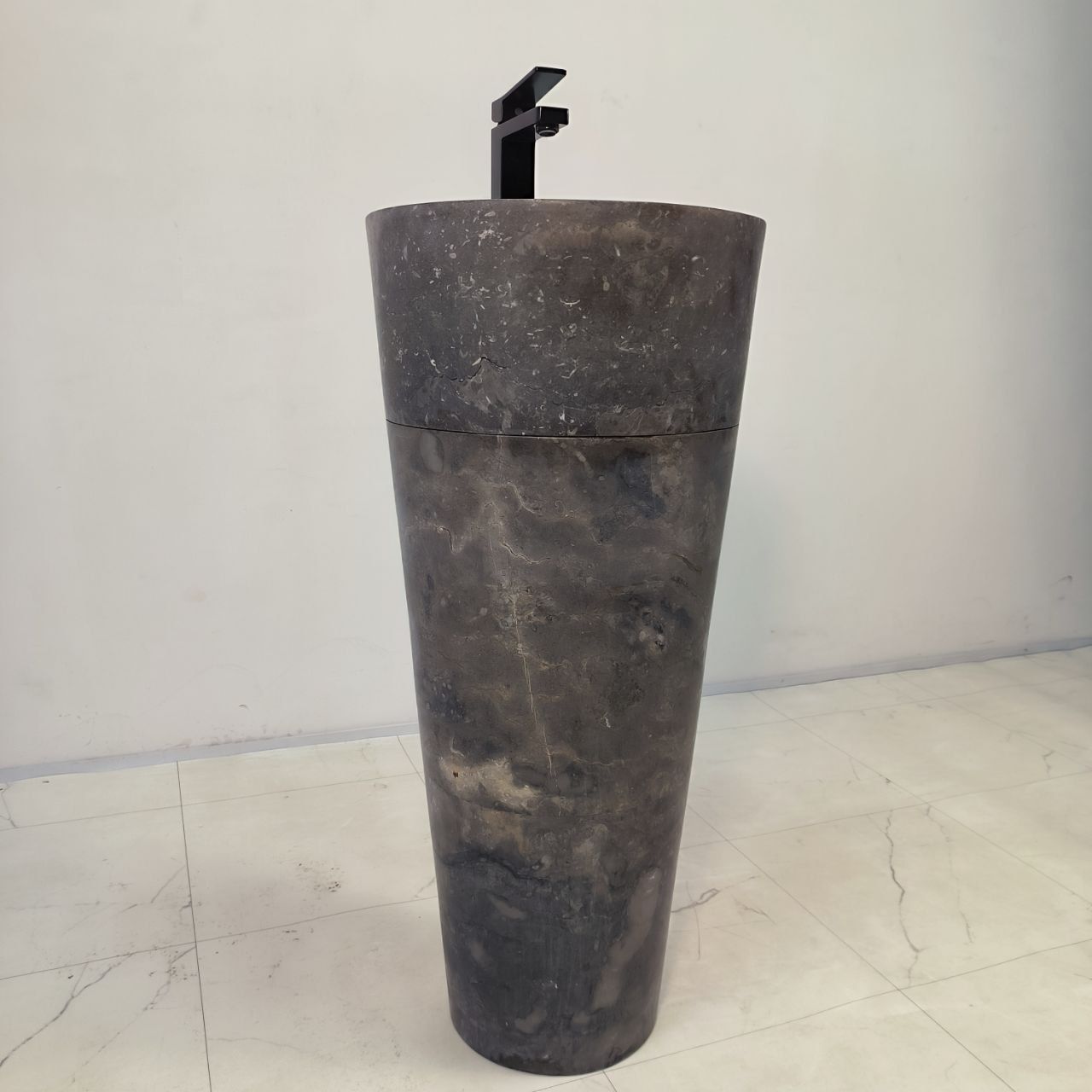 Раковина напольная из мрамора Black MN-66120 (40*40*90)