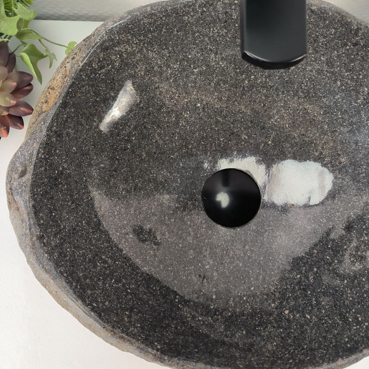 lj1niq6luk11085nejzbzxq7dw2f5ecc