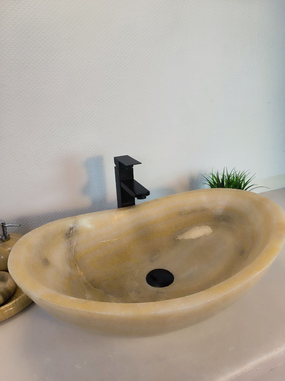 1bc8b73b-5d74-4197-b8a4-fb1e621cc9a5