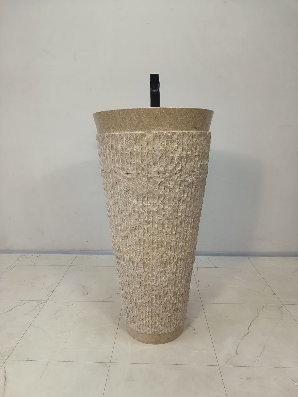 Раковина напольная из мрамора Pedestal Cream Marmo MN-65935 45х45х90 из натурального камня