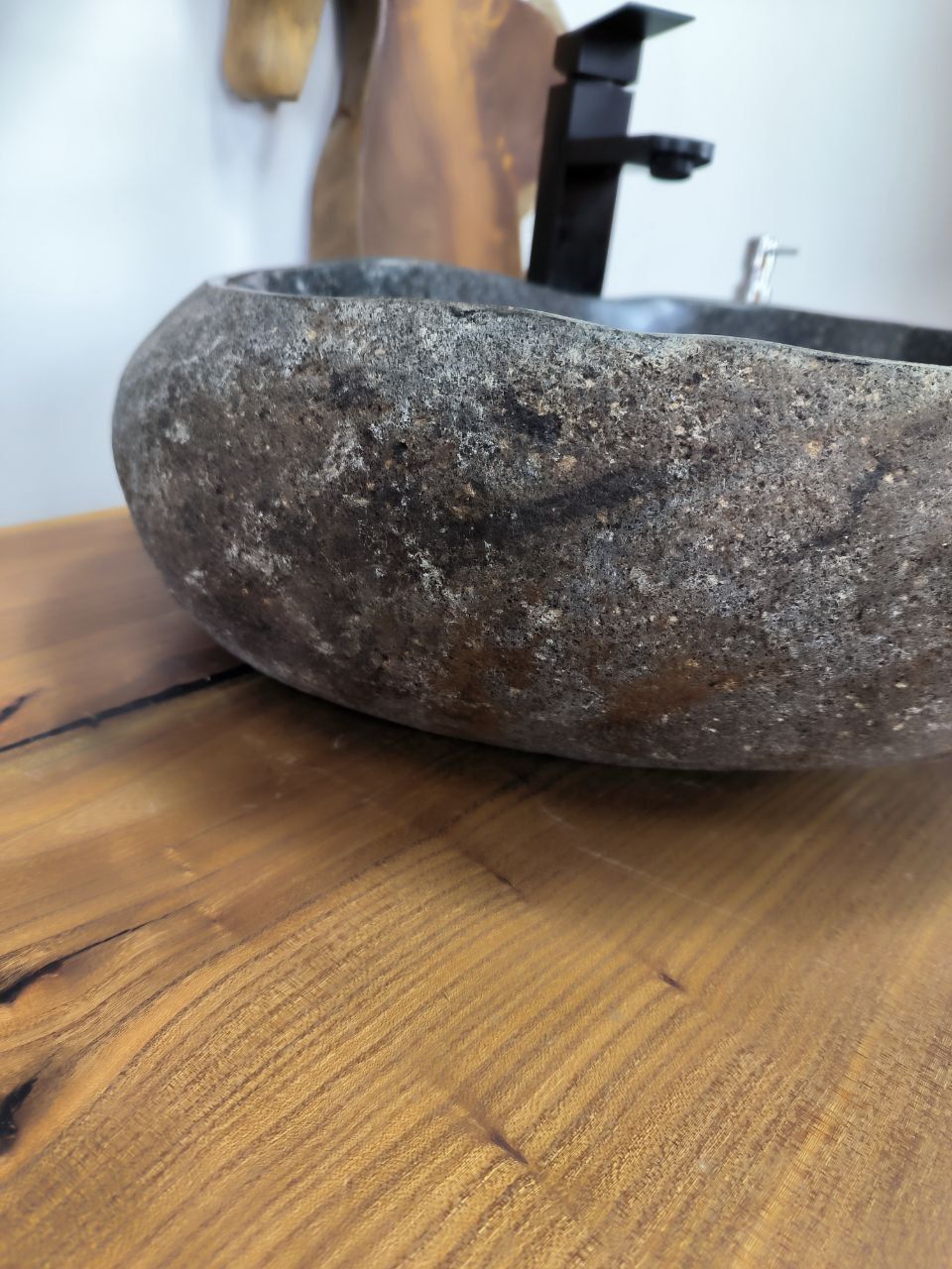 Раковина из речного камня RS-66291 50х43х15 из натурального камня