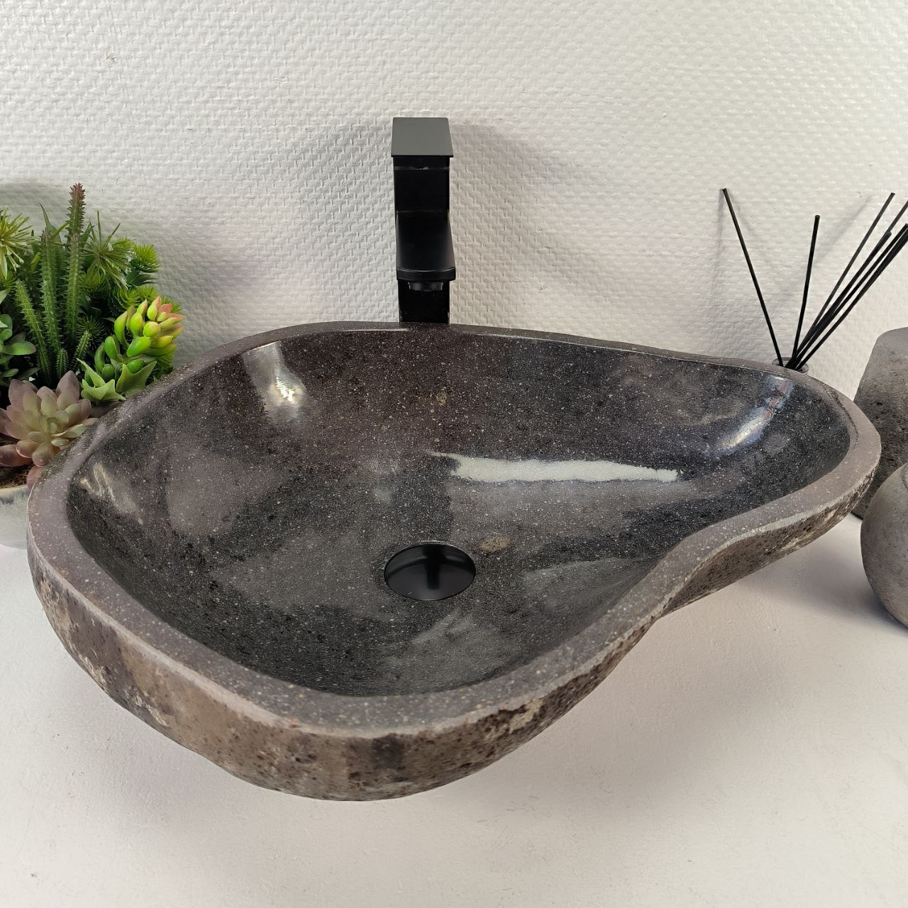 photo_2024-05-03_16-24-11