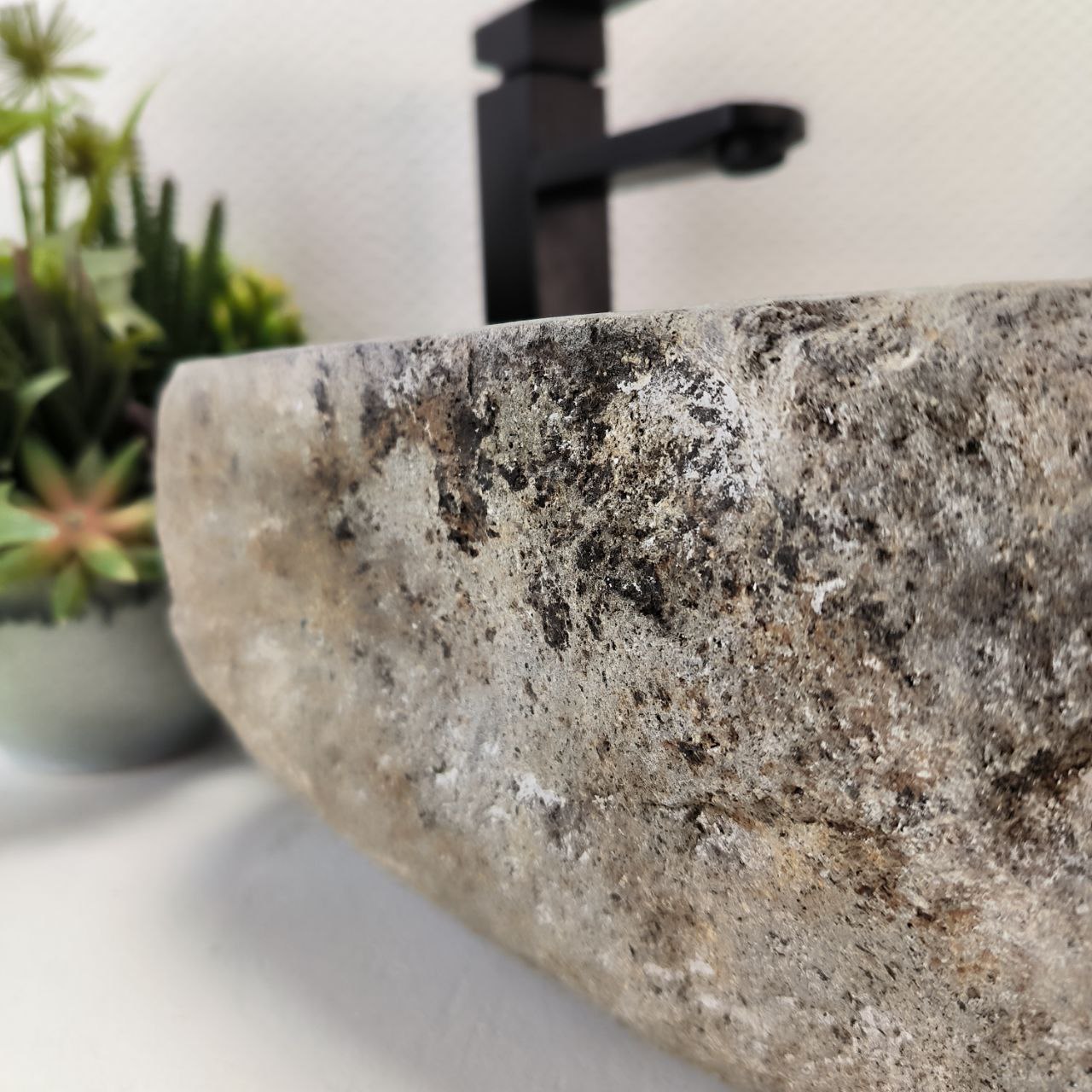 t0ra08b7ewb0qu3nqtbm69wmyxev1hoa