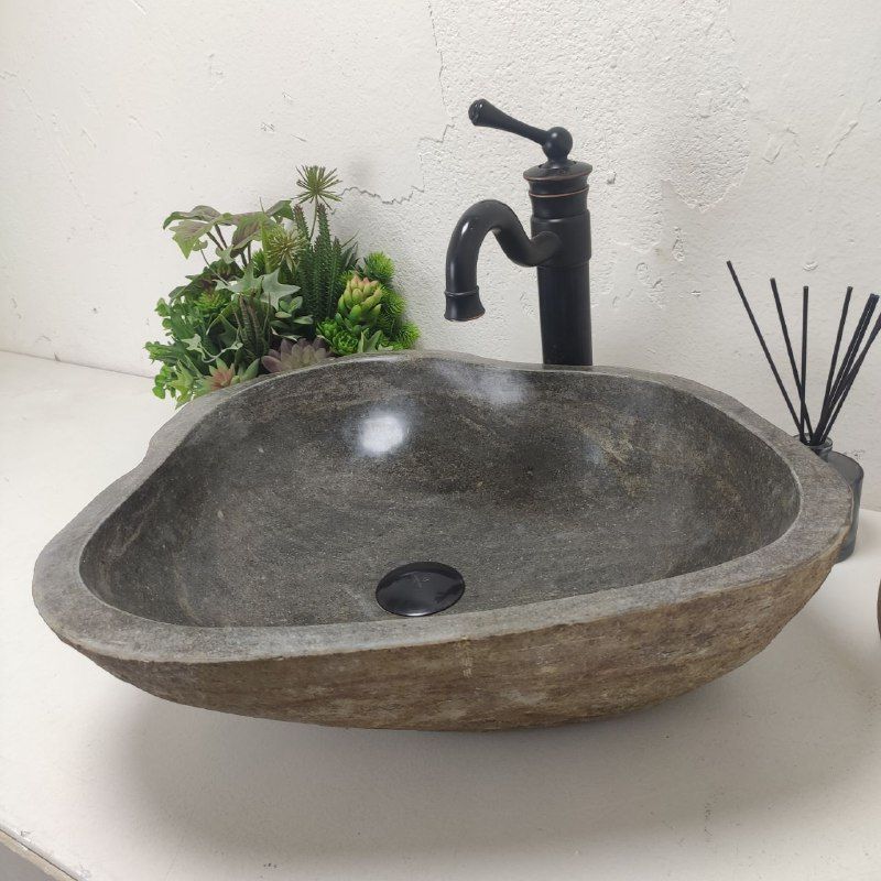 Раковина из речного камня RS-61954 (54*46*15) из натурального камня