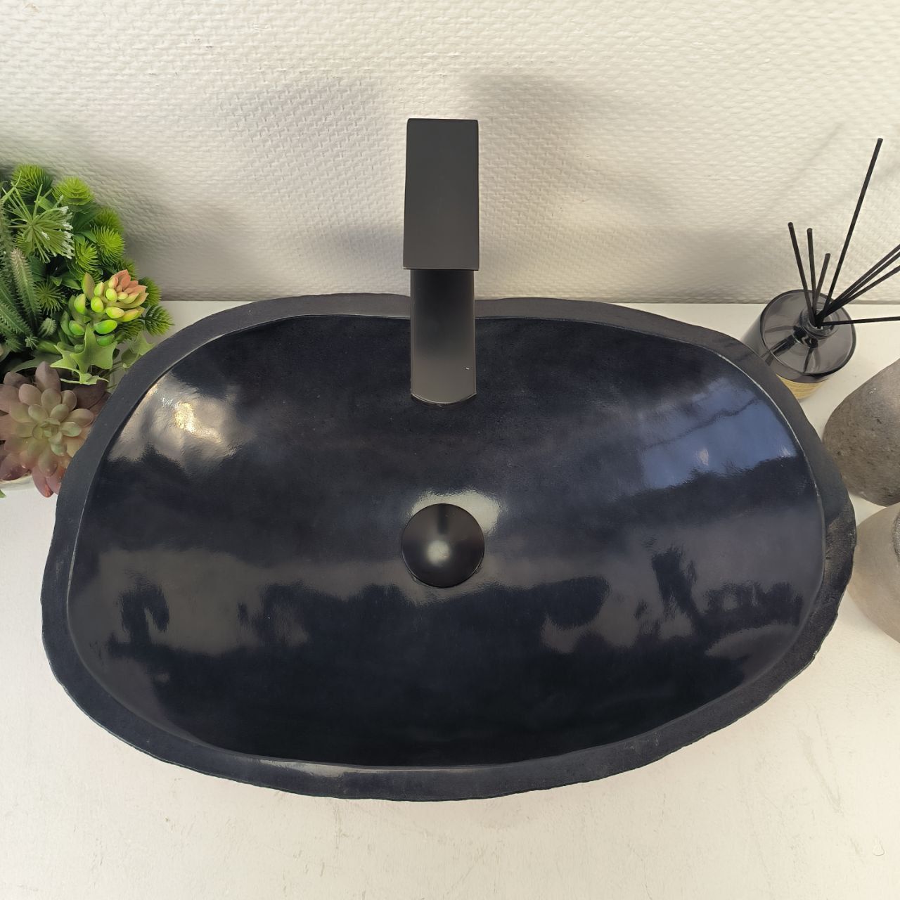 Раковина из речного камня RS-65493 53*34*16 из натурального камня