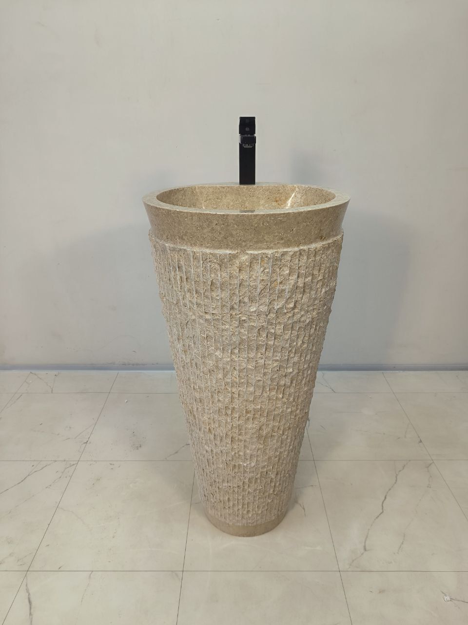 Раковина напольная из мрамора Pedestal Cream Marmo MN-65935 45х45х90 из натурального камня