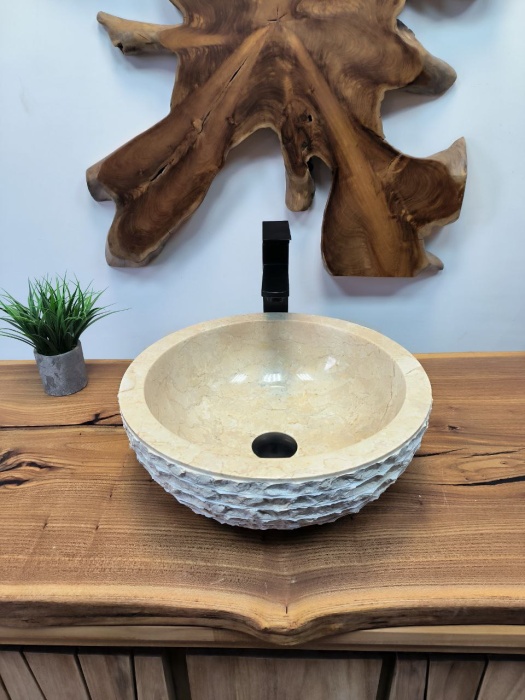 photo_2025-05-14_18-14-45