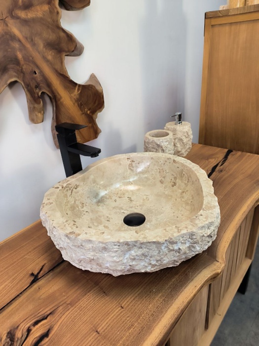 photo_2025-05-17_09-51-01