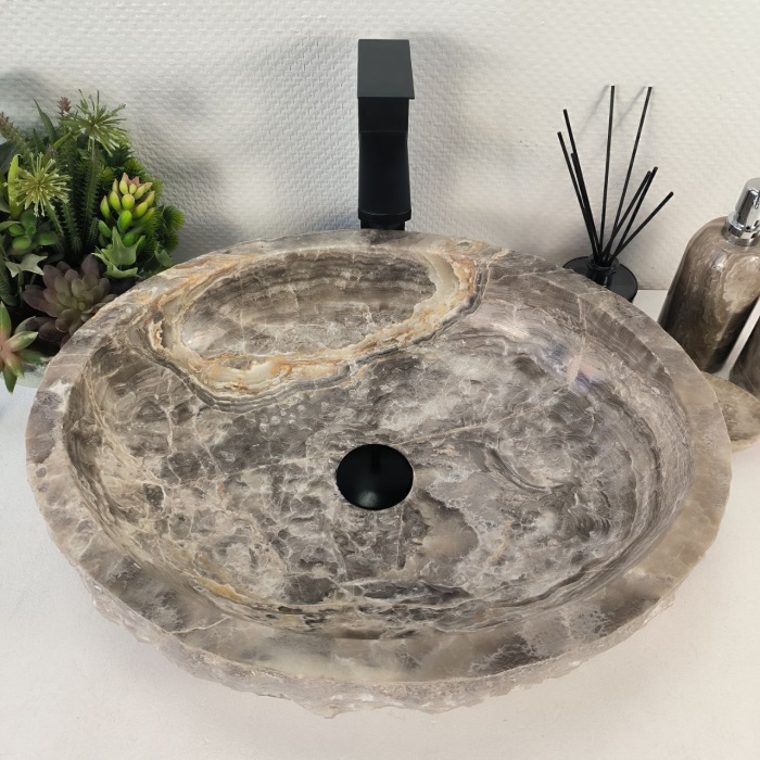 5u1uvnpujedm3wdhlb2jn4sfnks903tv