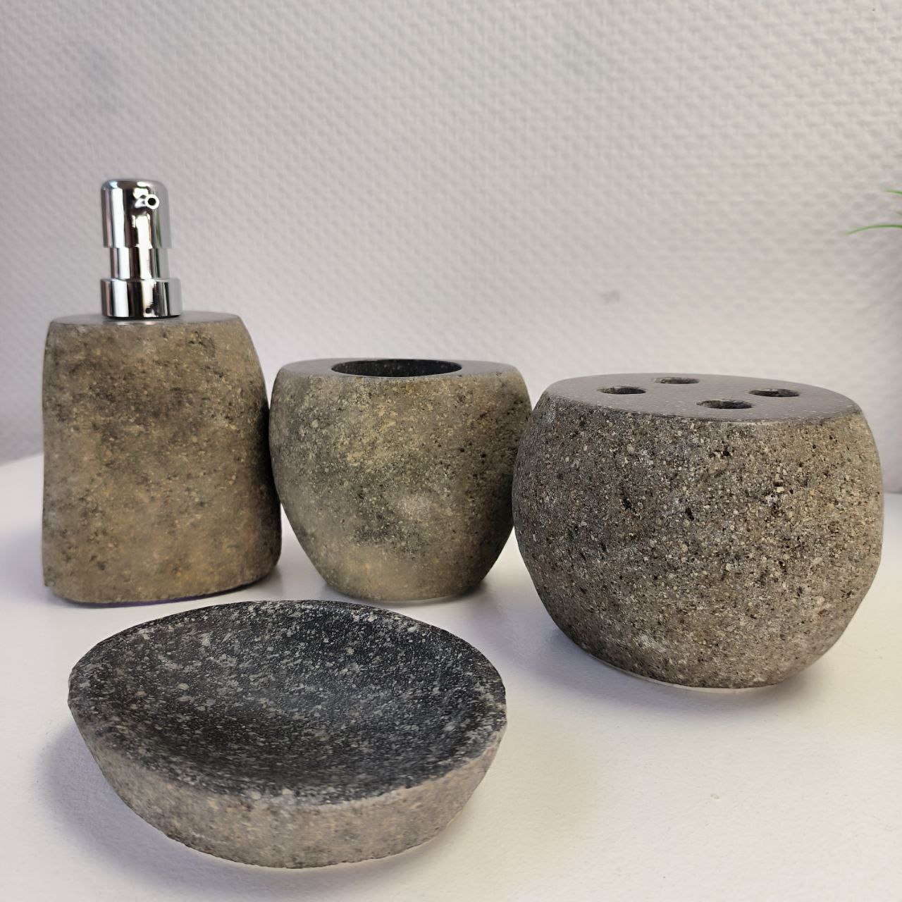 q20rd4ddctk2spdnnjt058j349whcirh