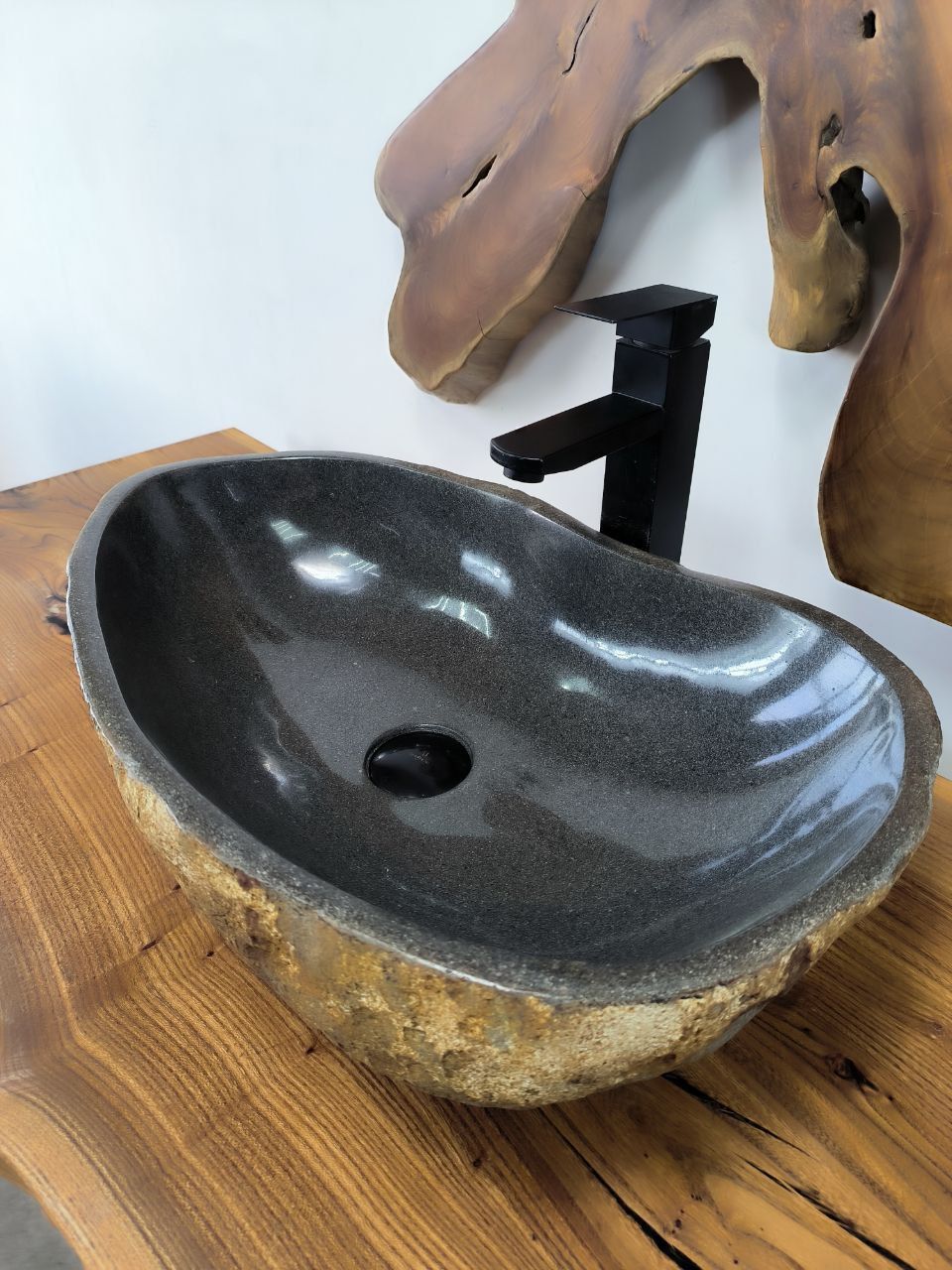 Раковина из речного камня RS-66579 56х34х15 из натурального камня