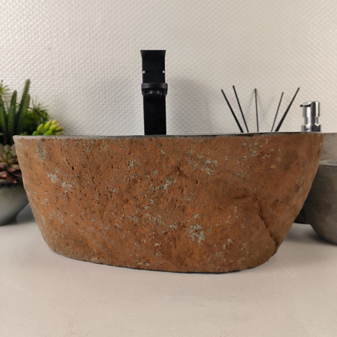 Раковина из речного камня RS-65447 38*31*16 из натурального камня