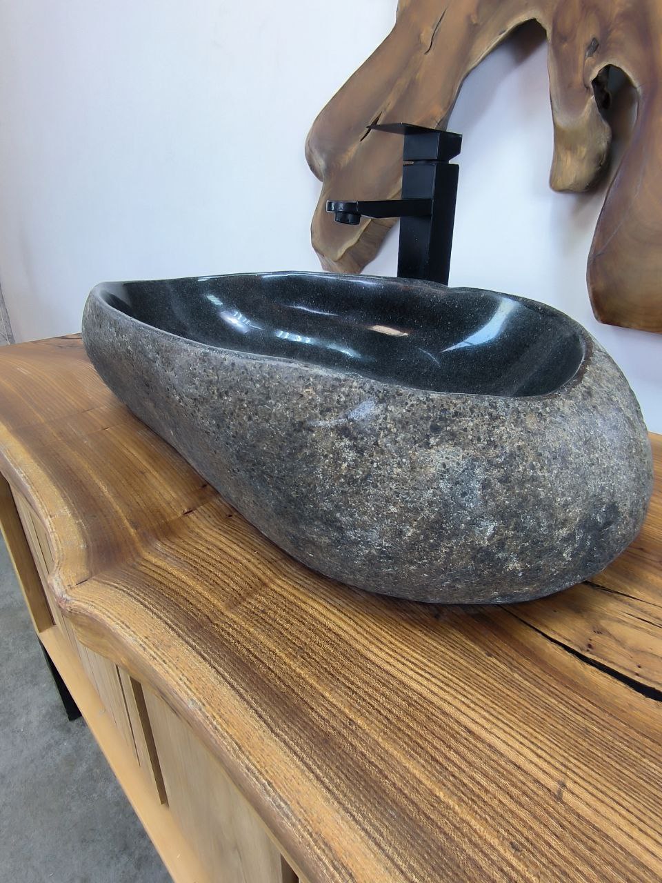 c8d829f1-a8b8-44d8-b18d-018235178af5