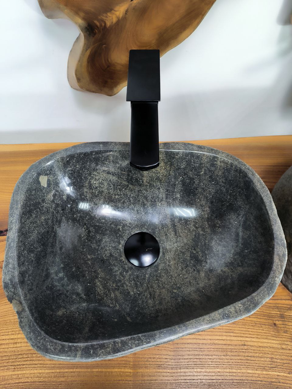 7b20ec6d-5577-4f2f-8800-1be0757df6b7