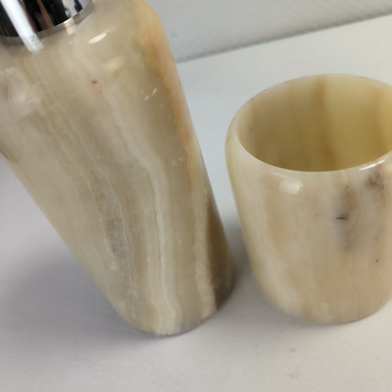 ye4fbmyaootxlv12ogyl35u28r3llrp9