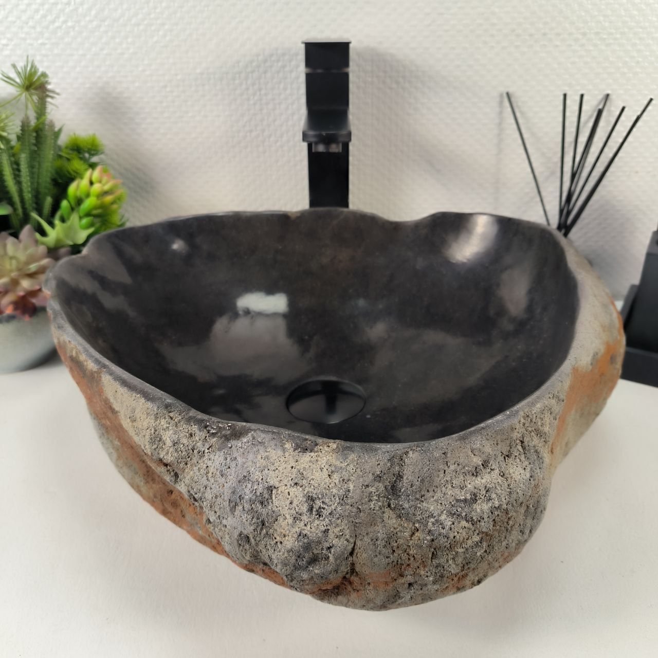 Раковина из речного камня RS-64897 47*43*14 из натурального камня