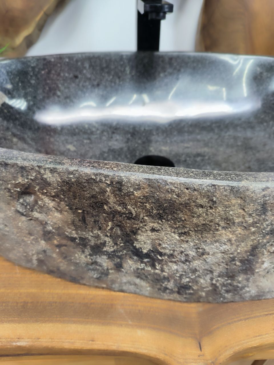 Раковина из речного камня RS-66346 60х40х15 из натурального камня