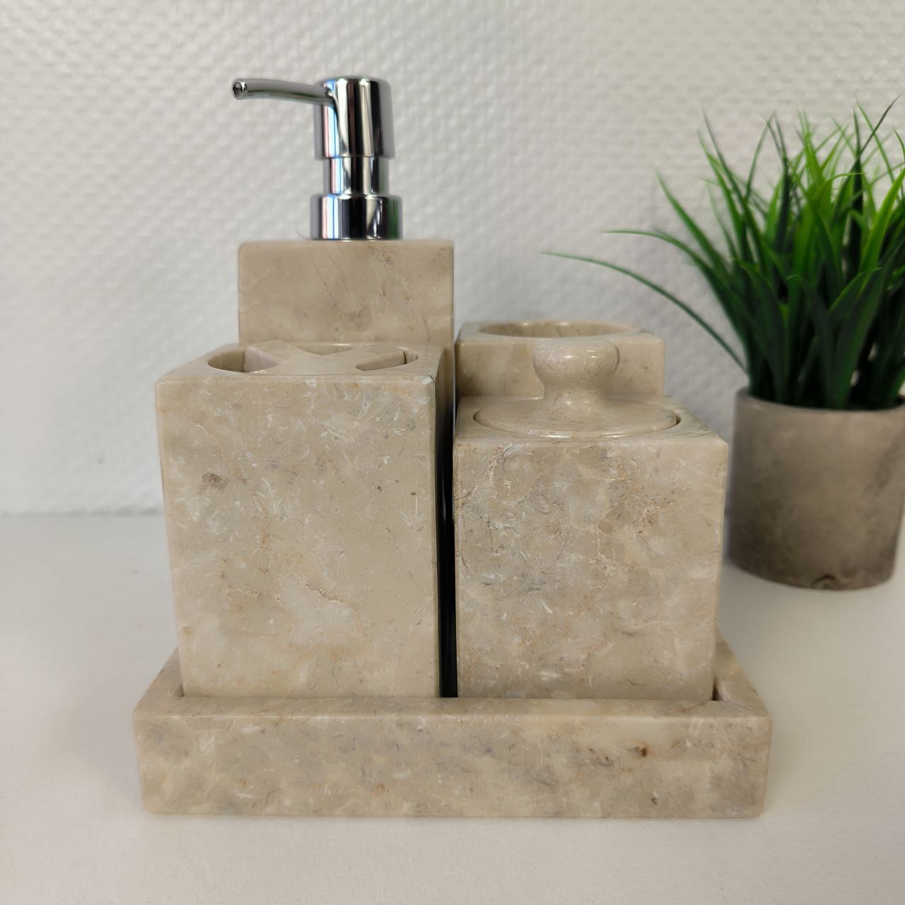 79ea80c0-c765-41c0-a63f-e0ee71e387bc