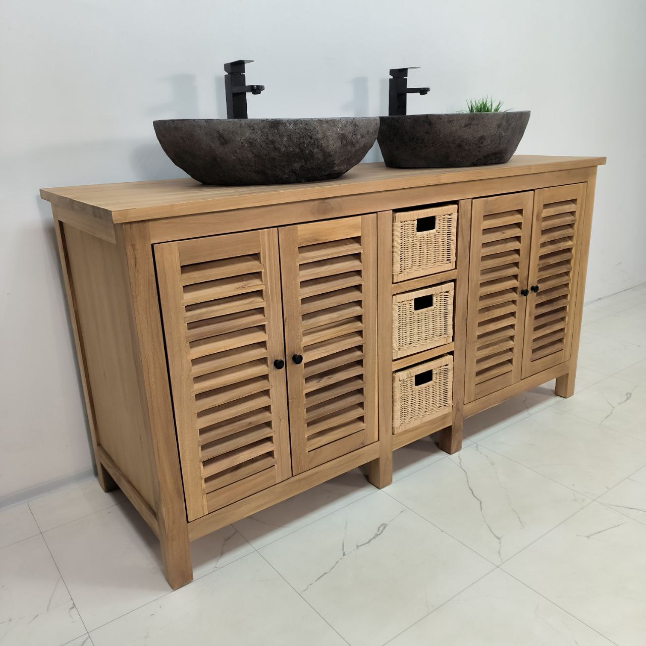 edd49401-38e4-4dde-b47e-3cd75ebfd51f