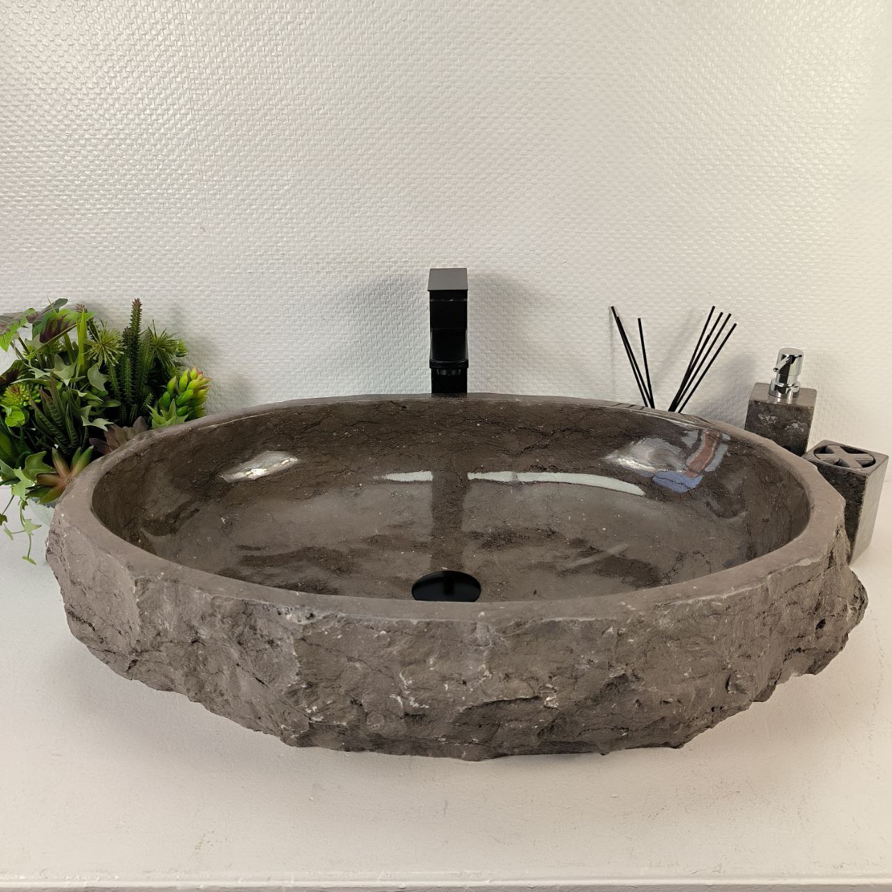 photo_2024-05-17_17-48-29