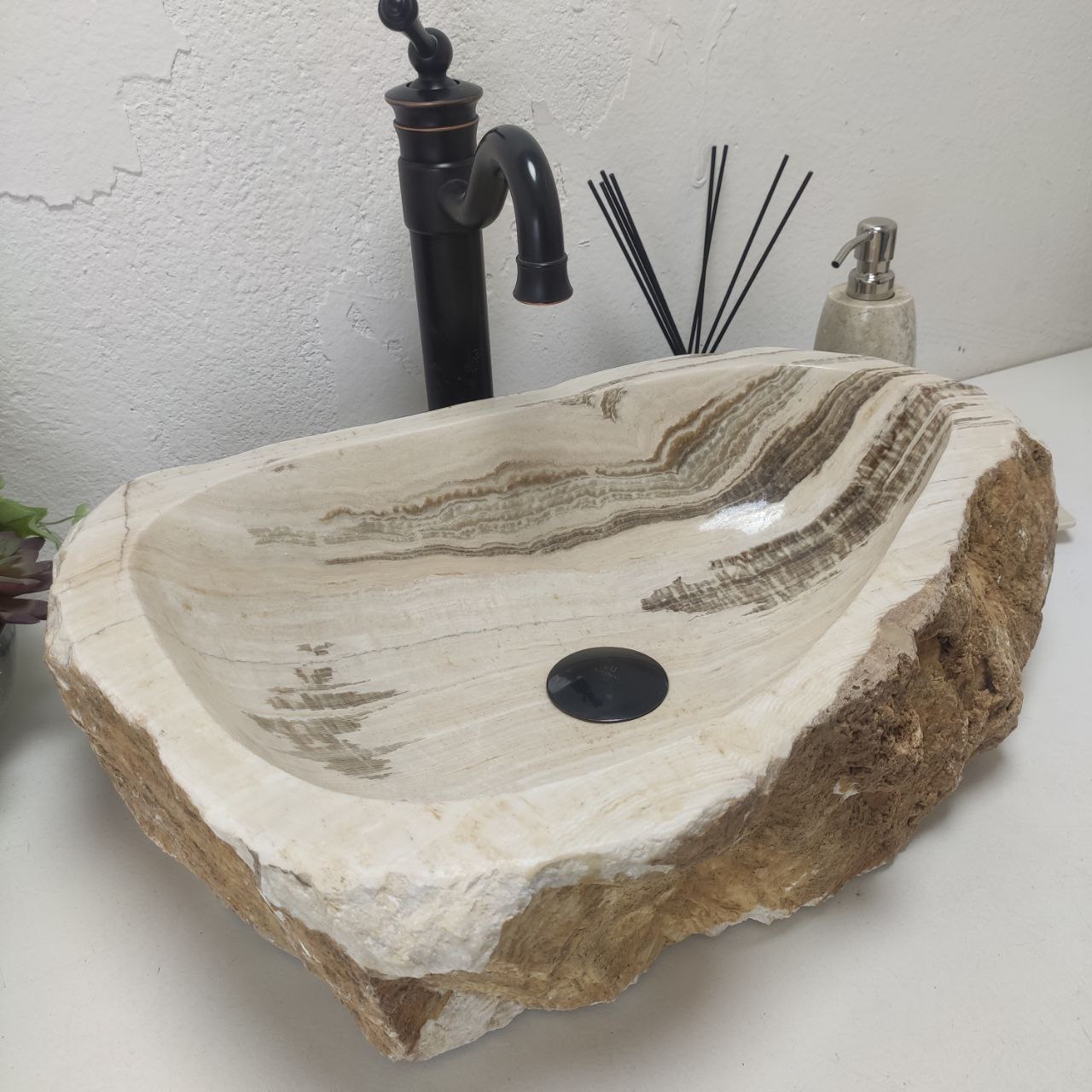 ft9vum155bugnjqr8ph41xp7n93fsc0f