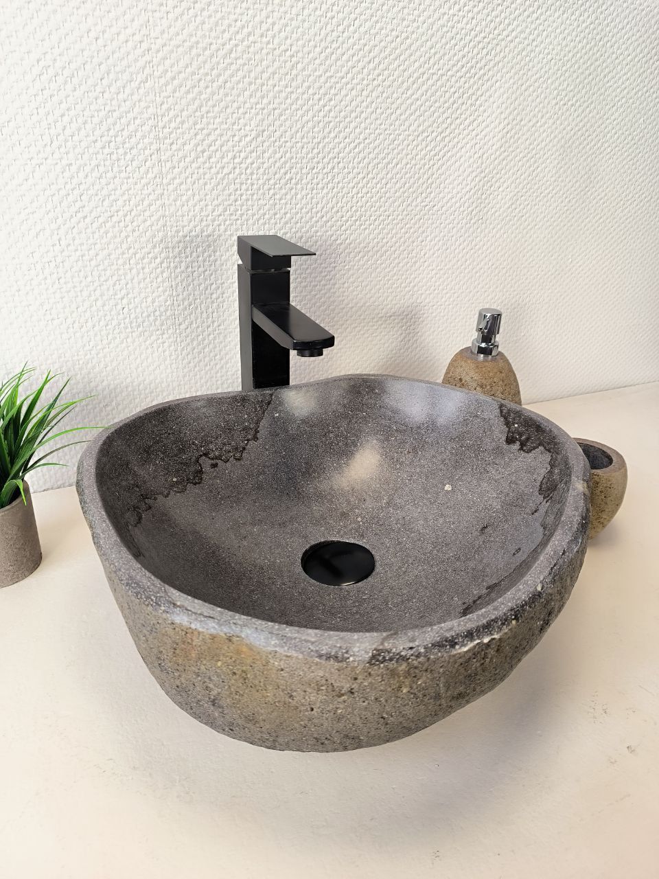 Раковина из речного камня RS-65988 43х40х15 из натурального камня