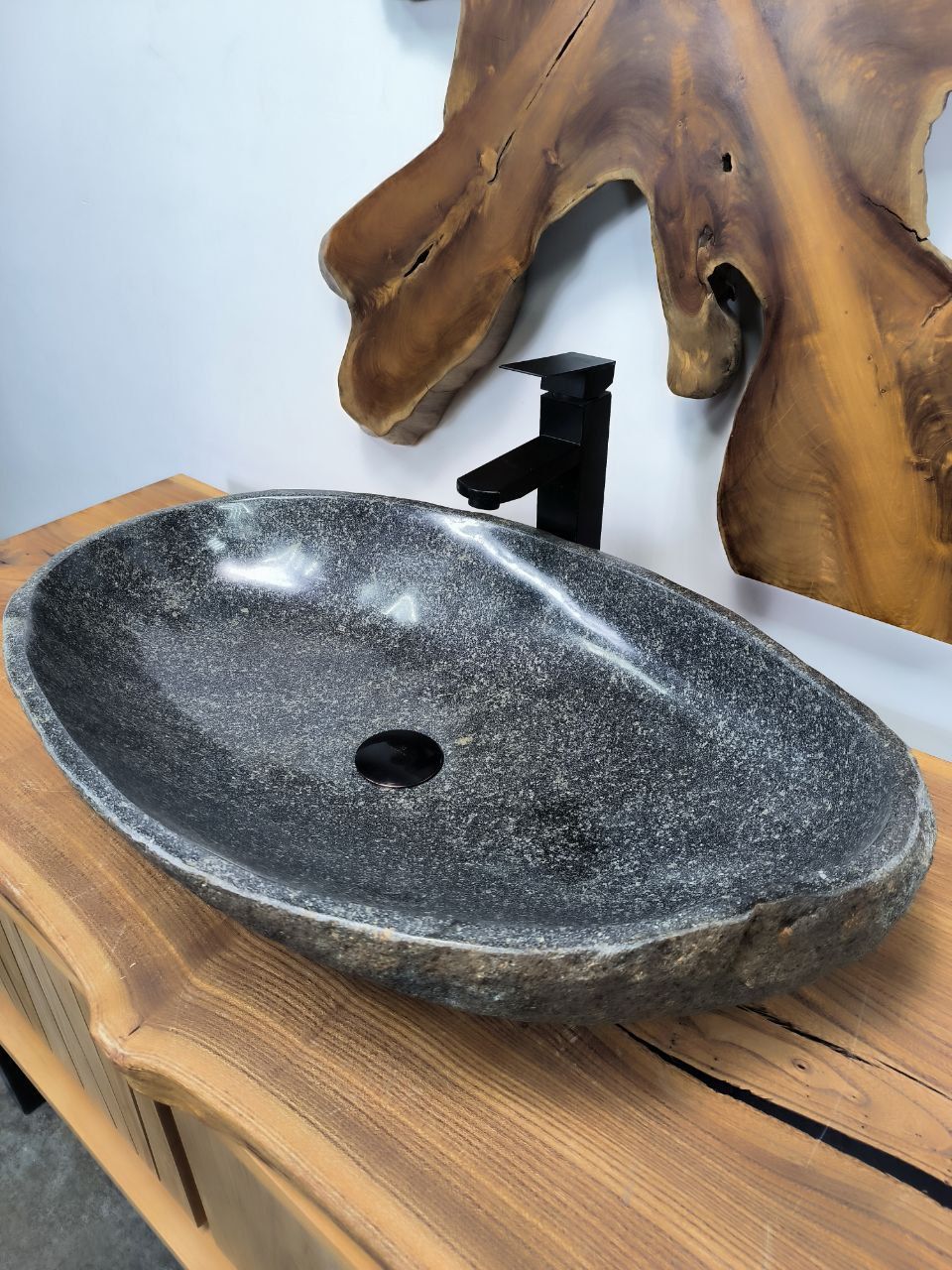 Раковина из речного камня RS-66407 67х43х15 из натурального камня