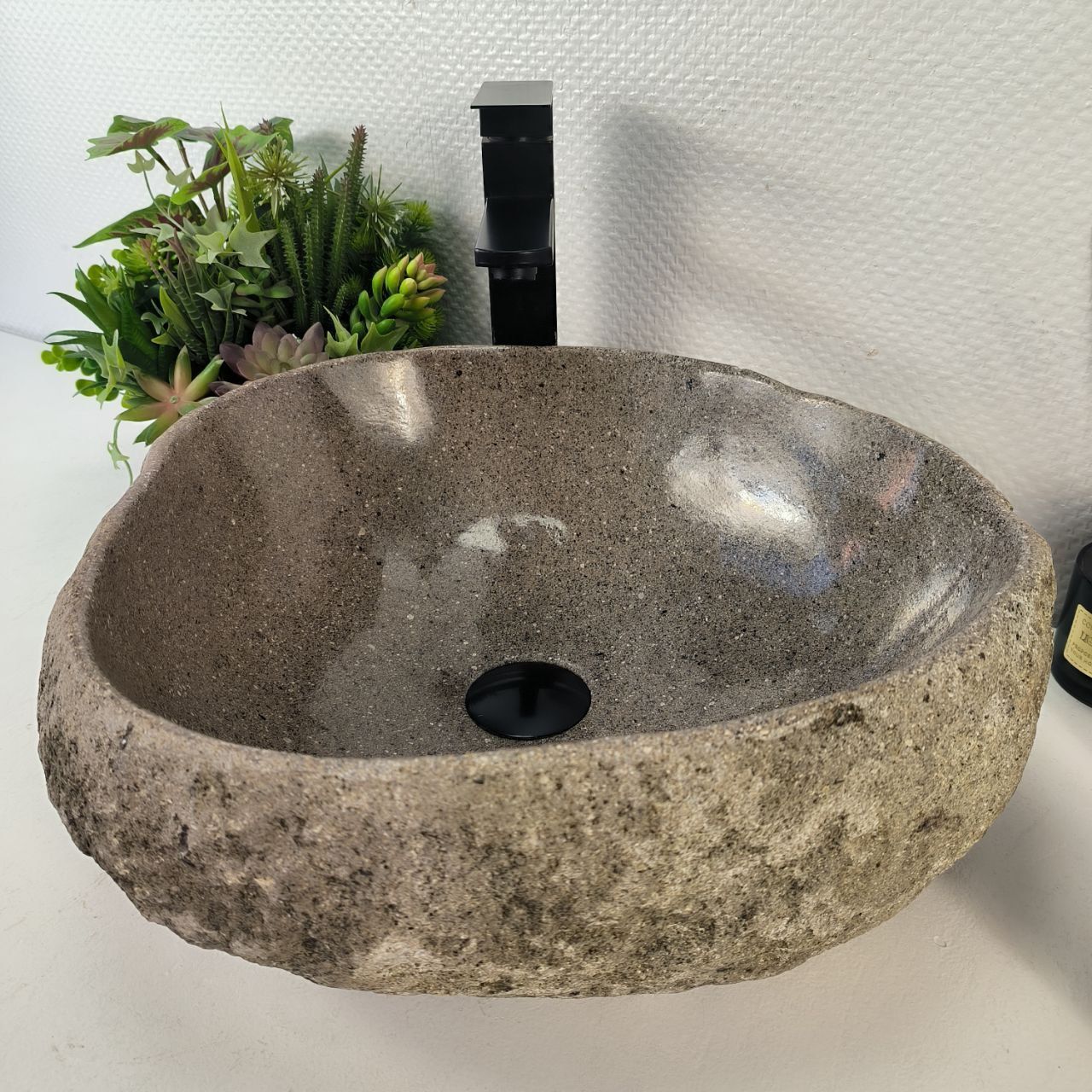 Раковина из речного камня RS-65434 45*41*15 из натурального камня