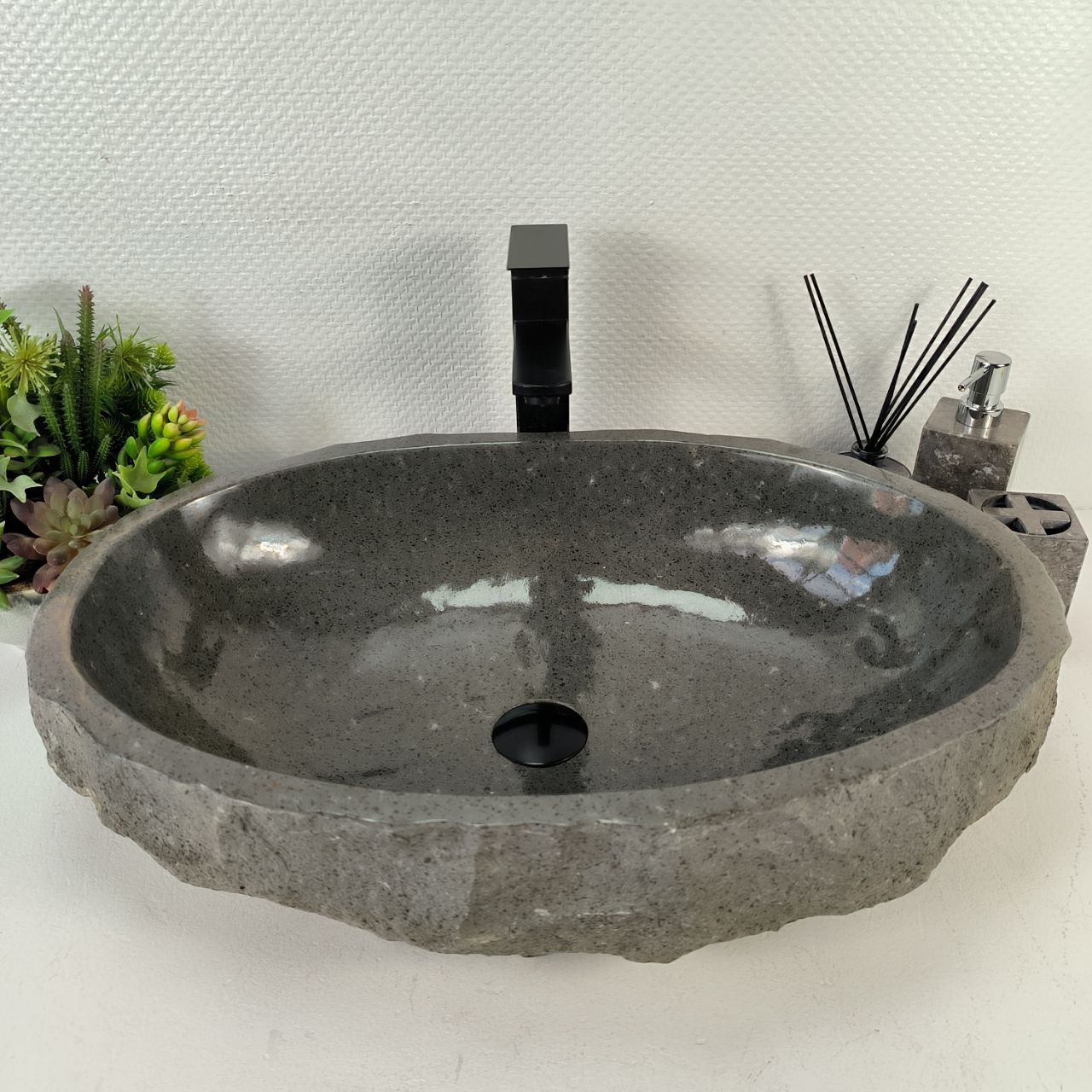 Раковина из андезита Erozy Grey EA-65564 62*42*15 из натурального камня