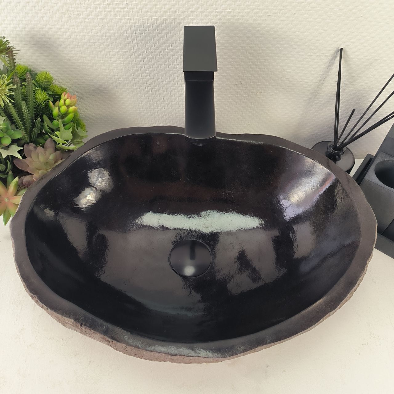 Раковина из речного камня RS-65000 50*37*15 из натурального камня