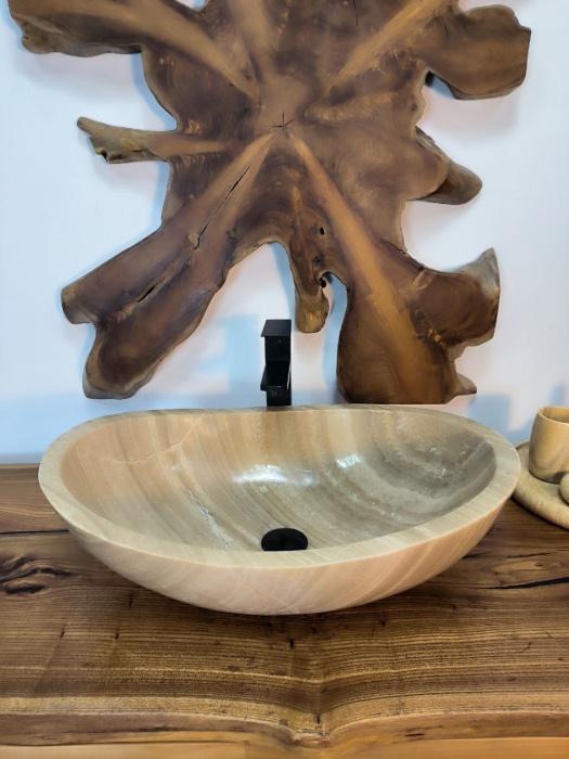 d5da5908-0b34-4063-85ca-c6bf1a0a7f5e