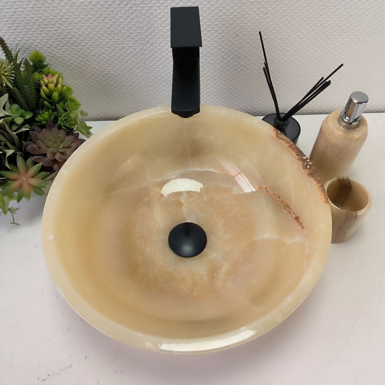 2i9hcoo7qimn77cucld23ni9ml4lwgi9