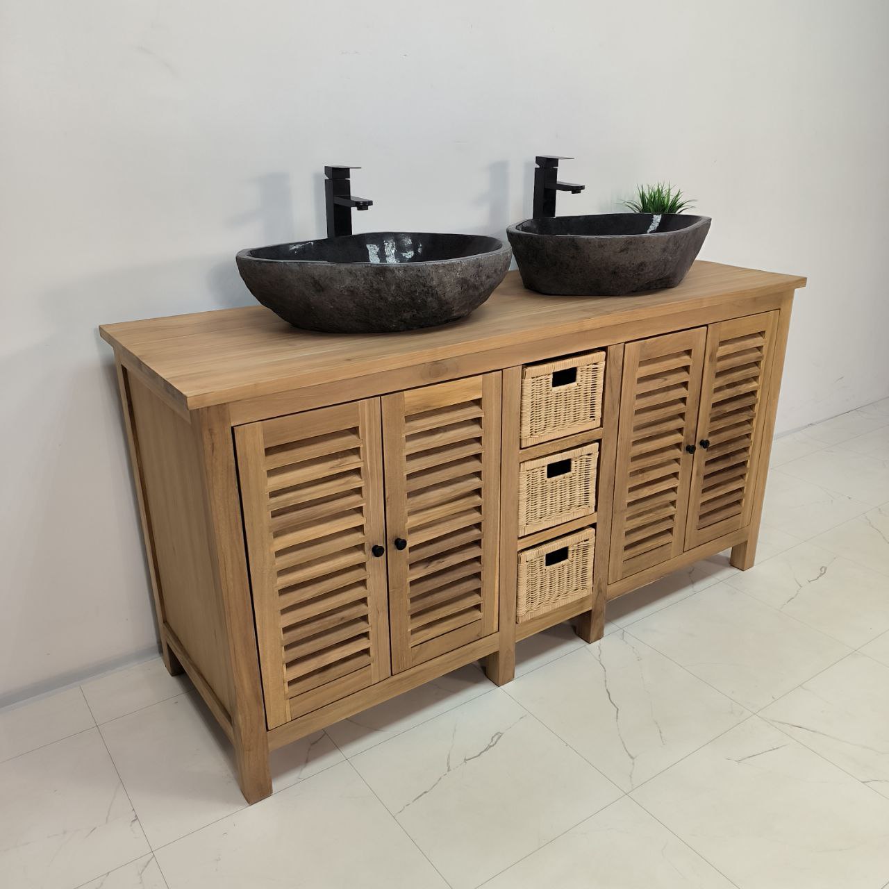 6b24bcbc-e340-468f-a03c-38db075f1e3a