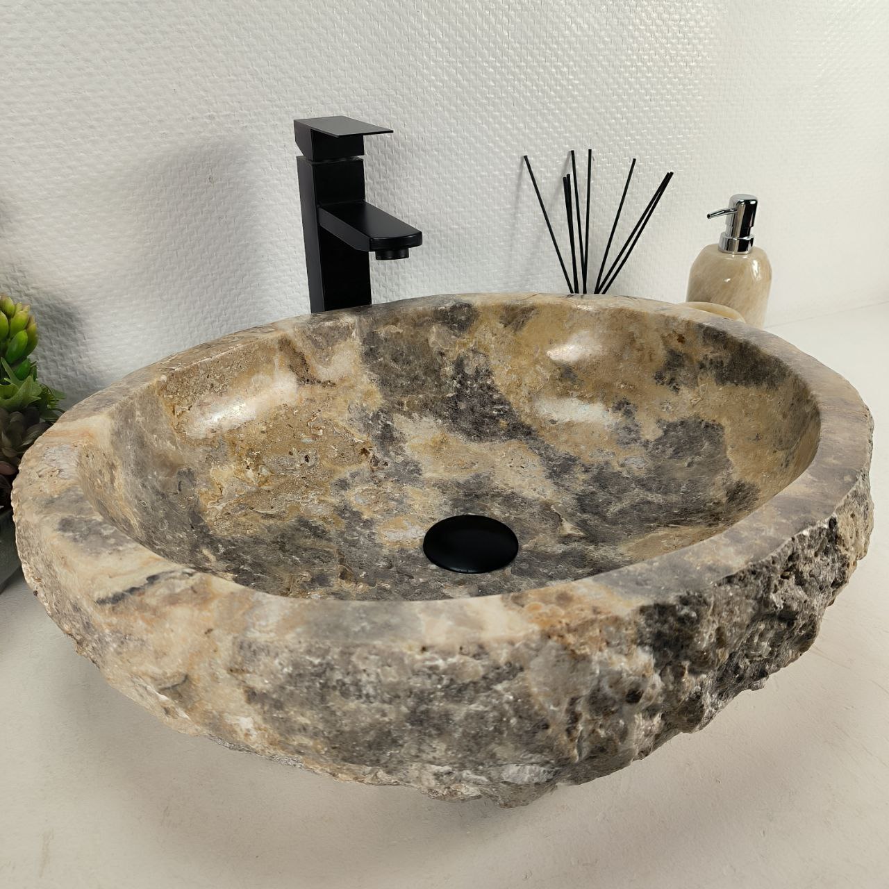 s9dxkke4yrsx02vijgcjup1y05aatq97